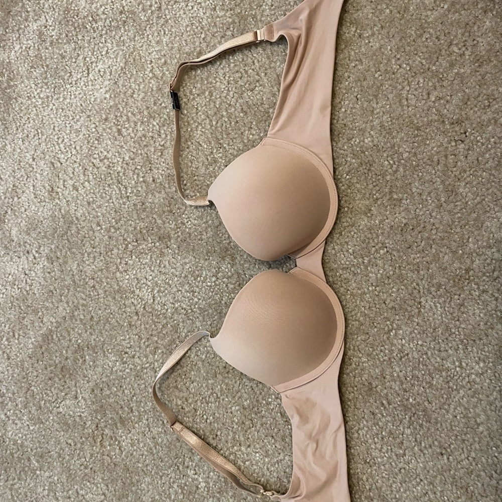 Victoria’s Secret bra nwt